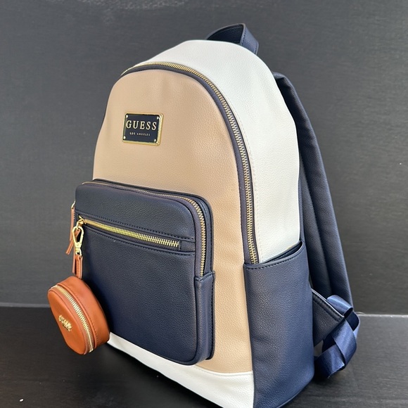 New GUESS Sadie Backpack - Picture 6 of 7